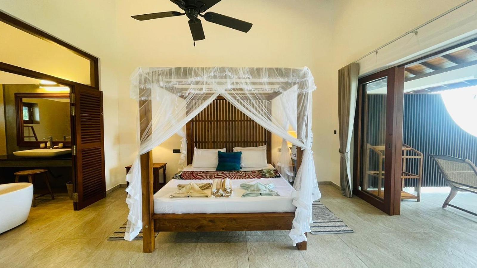 Sea Star Boutique Hotel Hikkaduwa Exteriör bild